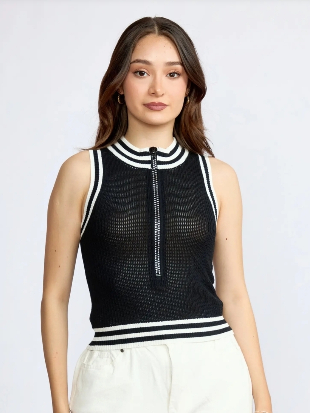 NWT LC Lizette Collection Black Sleeveless Knit Zip Polo White Stripe Trim M